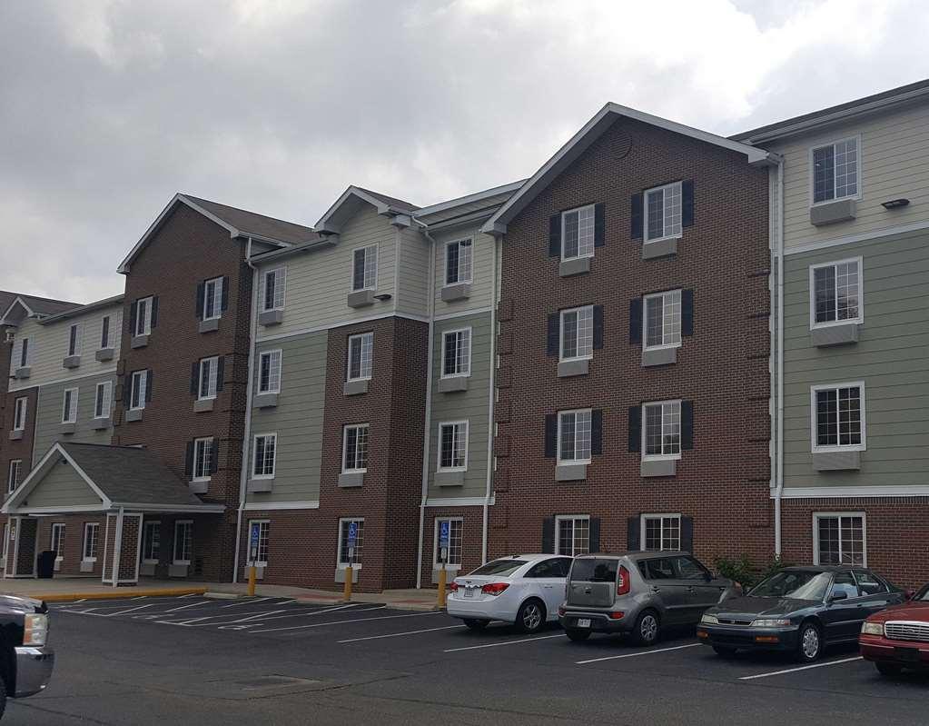 Extended Stay America Select Suites - Akron - South Portage Lakes Exterior foto