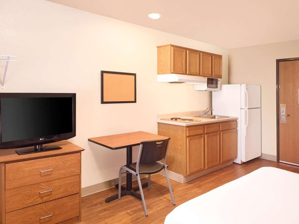 Extended Stay America Select Suites - Akron - South Portage Lakes Zimmer foto